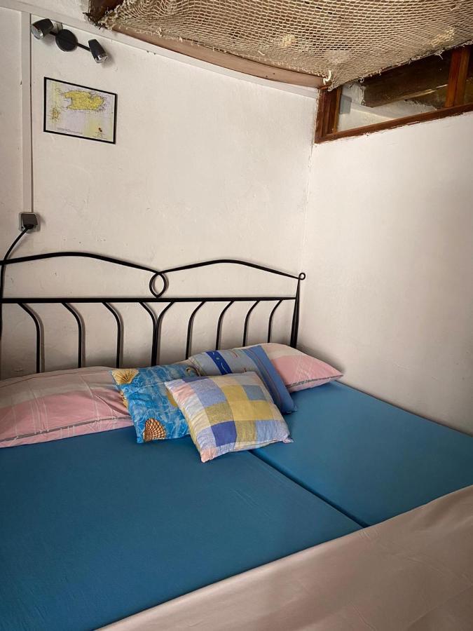 Holiday Home Stiniva Vis Ngoại thất bức ảnh